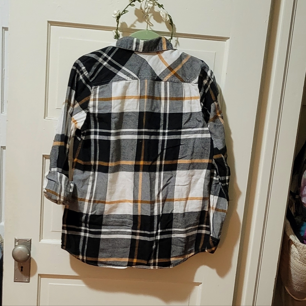 Long Sleeve Flannel Shirt - Picture 4 of 5